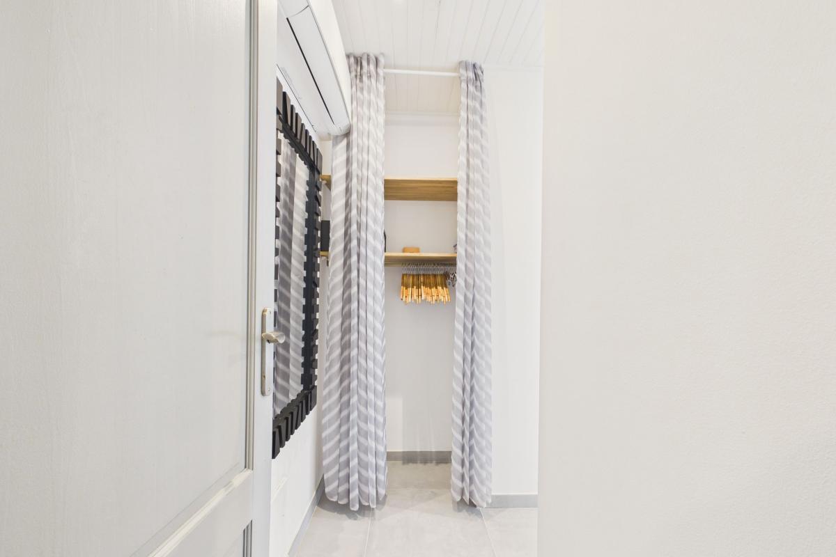 Location villa 10 personnes 5 chambres Martinique - chambre 1 penderie